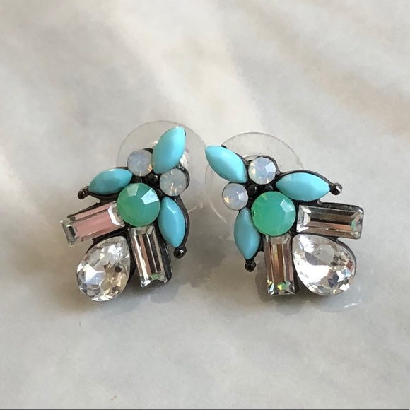 Jewelry - Stud crystal blue green earrings